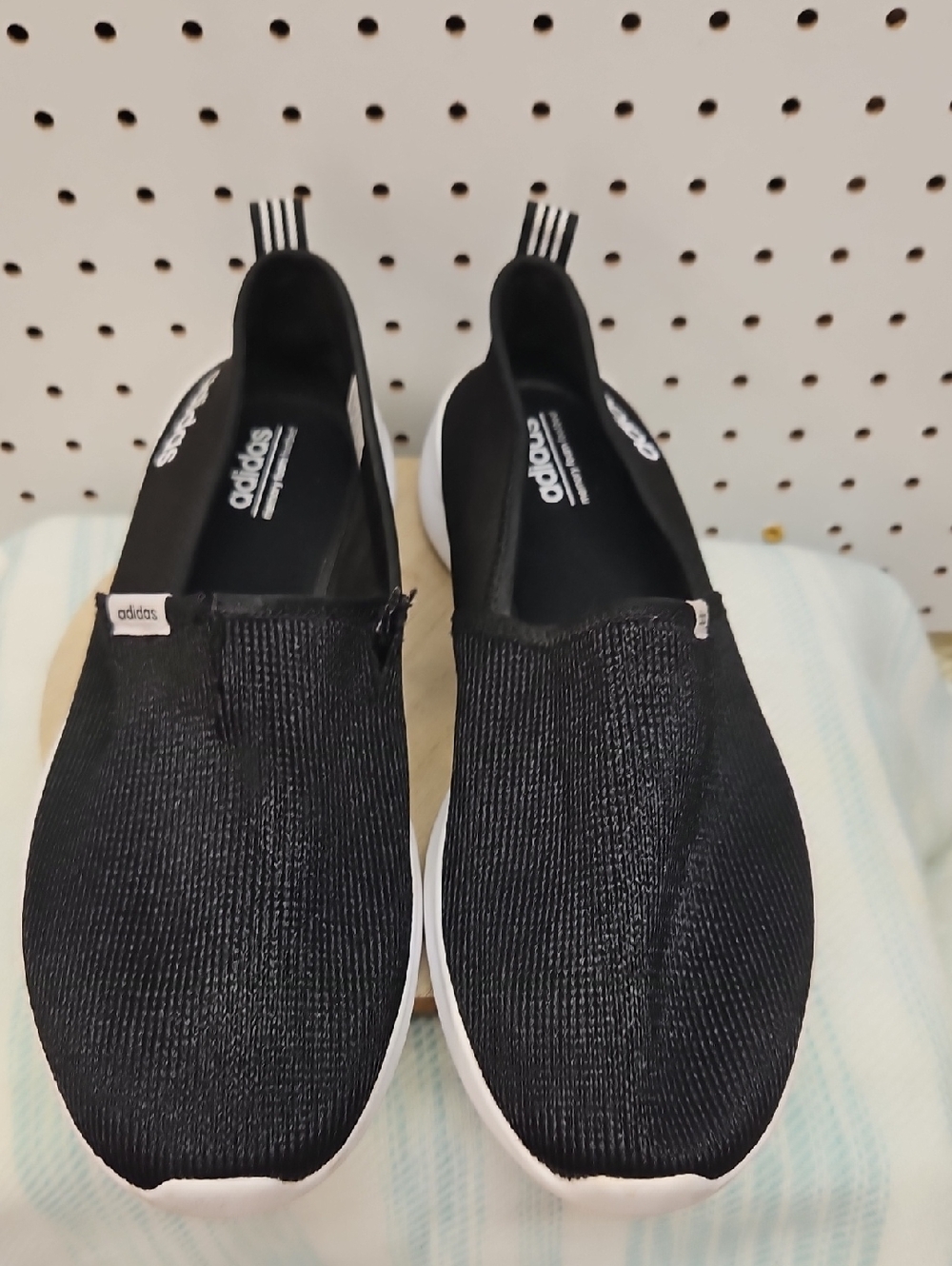 adidas Women’s Black Slip-On Knit Sneakers SZ 11